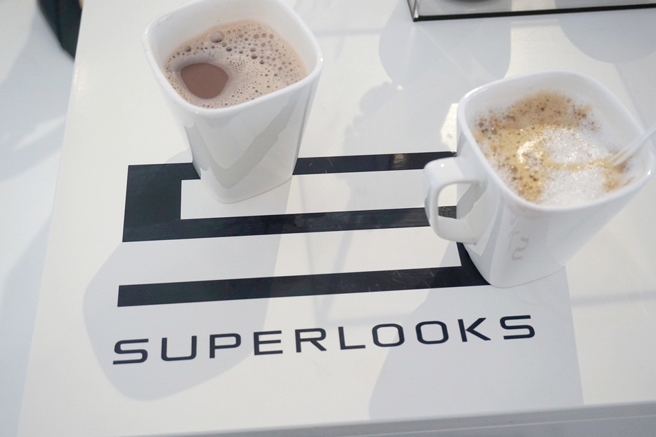 5. superlooks_Review