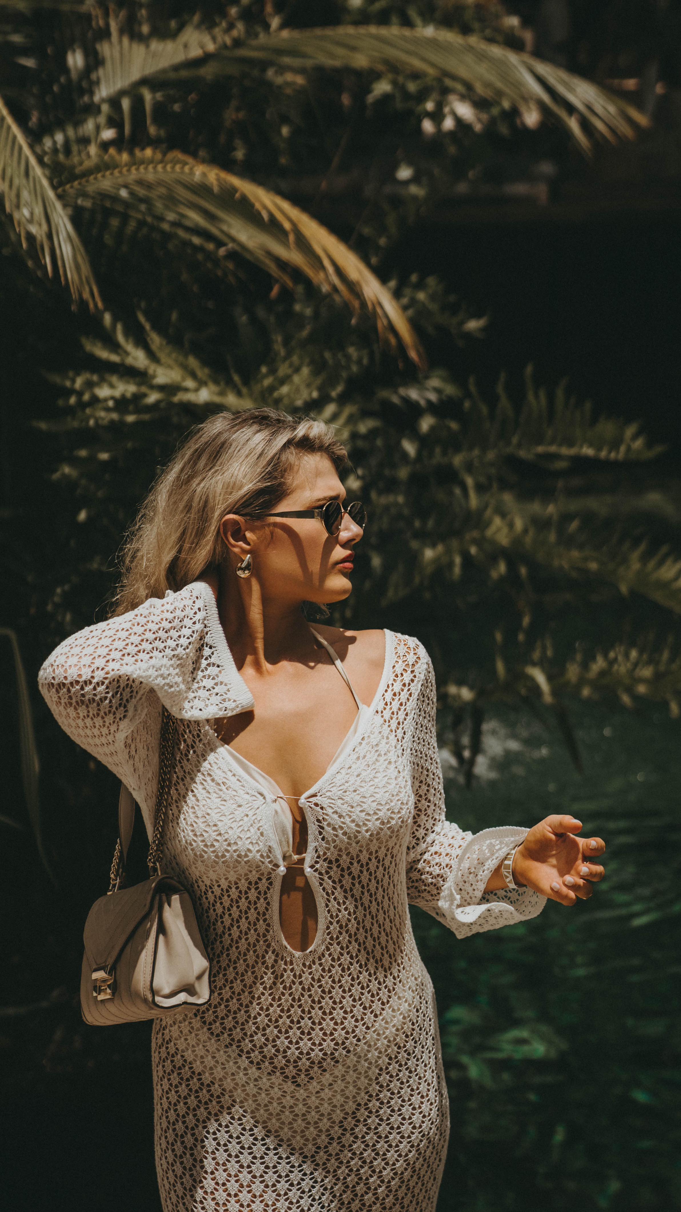 Throwback Tulum vlog 🌴🥥 Can’t wait to go back in a month from now. 

24 hours in paradise 🌴✨
From sunrise swims to jungle cafes — a day filled with color, calm and a little chaos (the Tulum way).
Join me as I show you what 24 hours solo in Tulum really looks like — the freedom, the rhythm, and the magic between the moments.
#TulumVlog #SoloTravelDiaries #FromTheSkyToTheUniverse

.
.
.
.
#stewardess #flightattendant #cabincrew #cabinattendant #elegant #mexico #cenote #vesicatulum #tulumpueblo #cenotevesica #vesicacenote #beautypageant #femaletravel #solofemaletravel #missgrandnetherlands #missgrandinternational #missgrand #sisterhood #tulummiamor #tulum #tulummodel #model